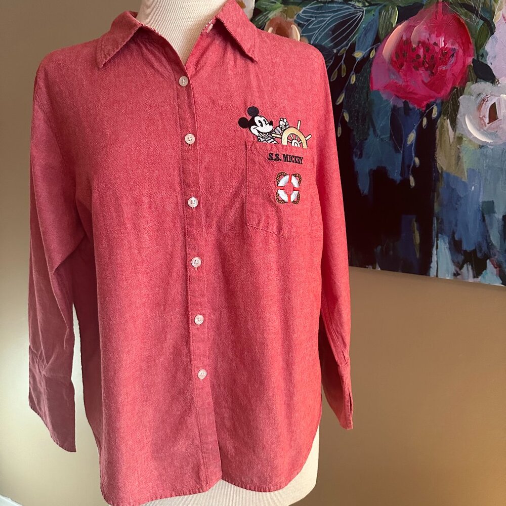 Vintage Disney Button-Down Red S.S. Mickey Size X-Large (Runs Small)